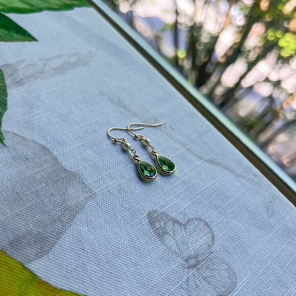 August Birthstone Earrings Peridot Pearl Minimalist Romantic Casual Earrings - Picture 4 of 6